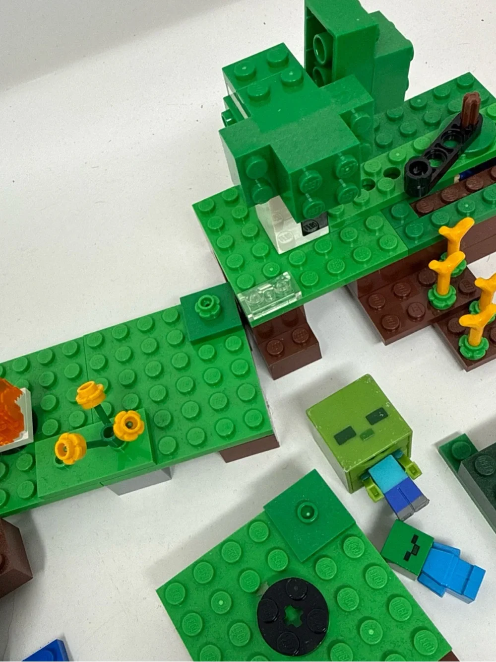 LEGO Green and Orange Minecraft Inspired Build Set